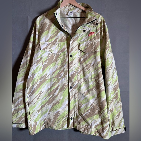 Nike camo tiger stripe jacket size xl - Picture 1 of 4